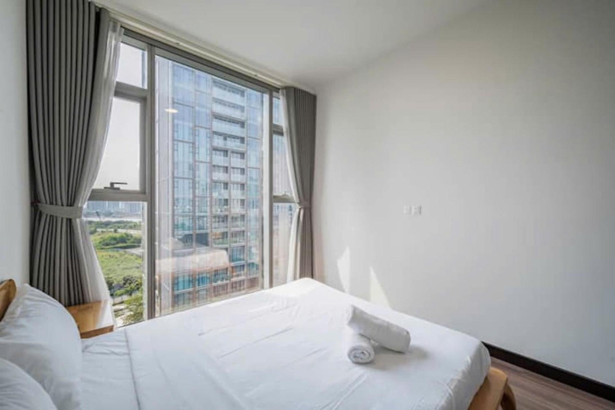 The Marq Luxury Apartment *