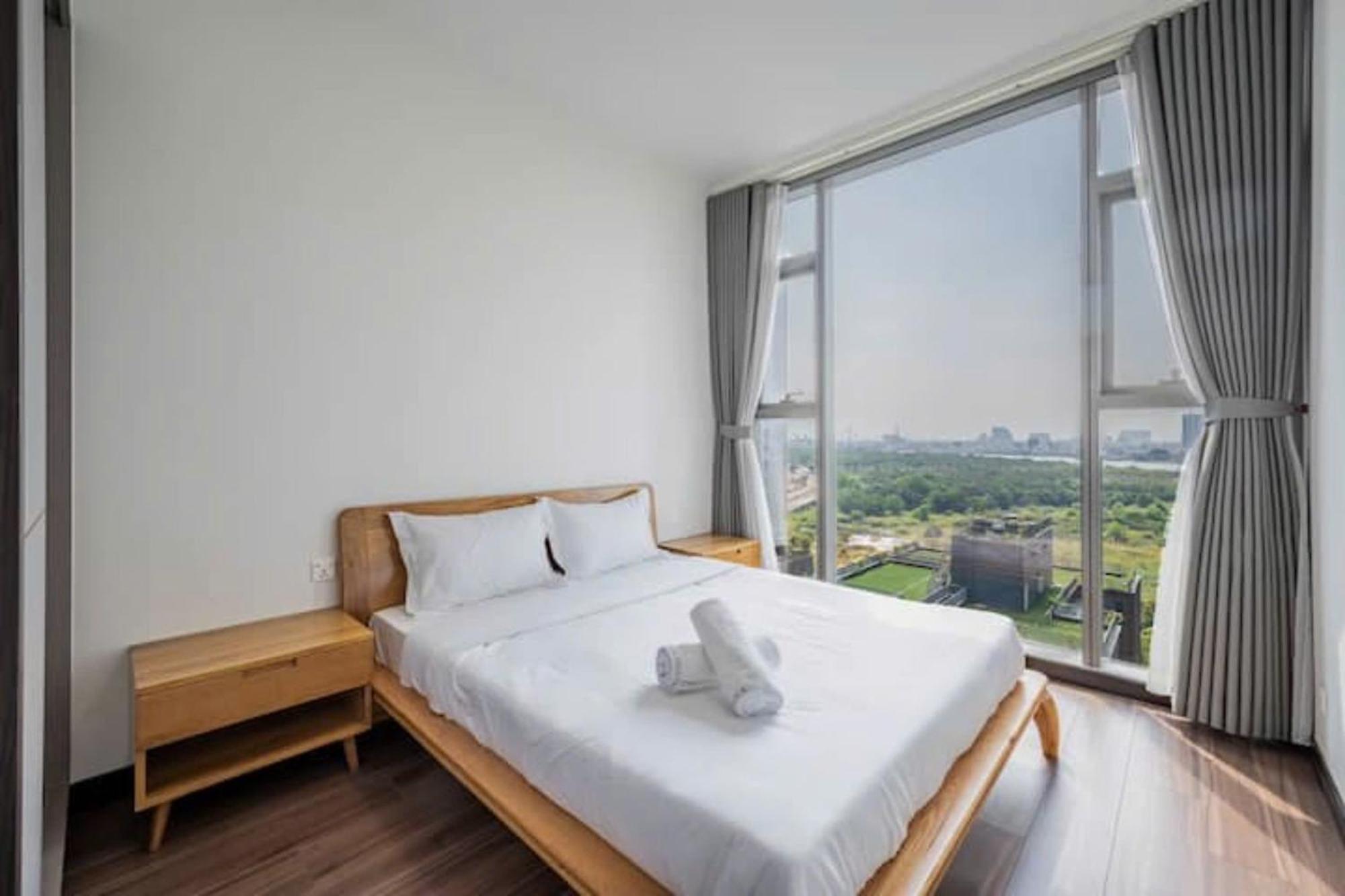 The Marq Luxury Apartment *